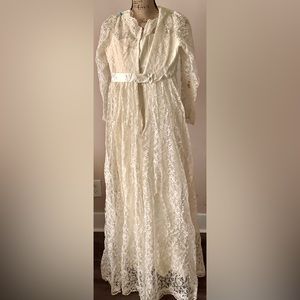 Vintage Wedding Dress Size med/large
